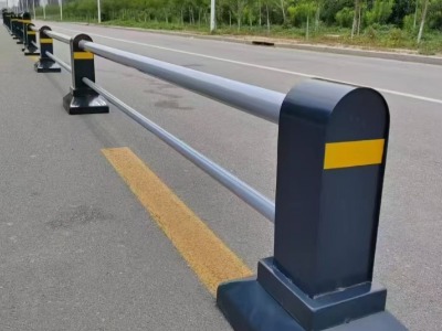 道路护栏